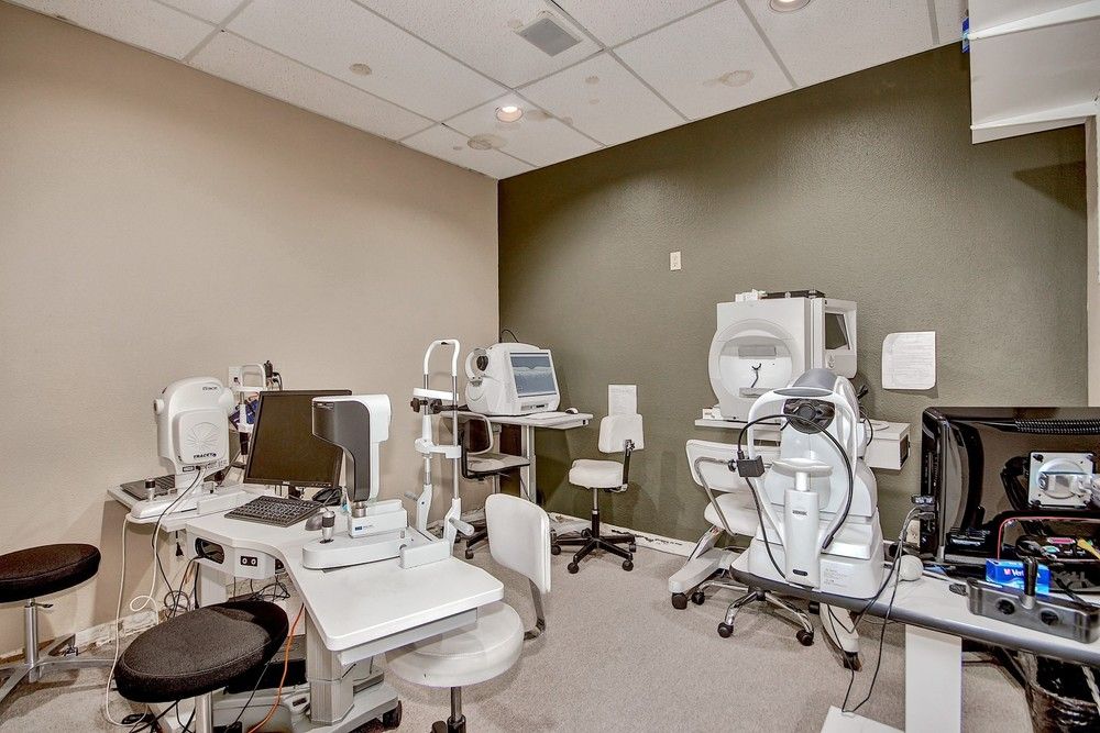 East Valley Medical Office Condo | For Lease: 604 W Warner Rd Bldg B, Chandler, AZ 85225